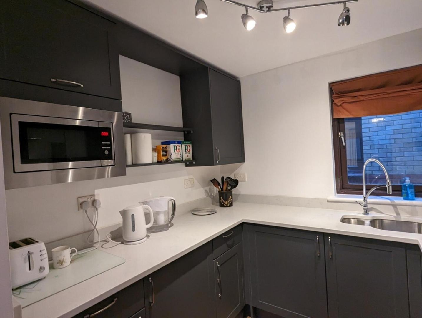 New Bright And Sunny Flat In Oxford City Centre מראה חיצוני תמונה