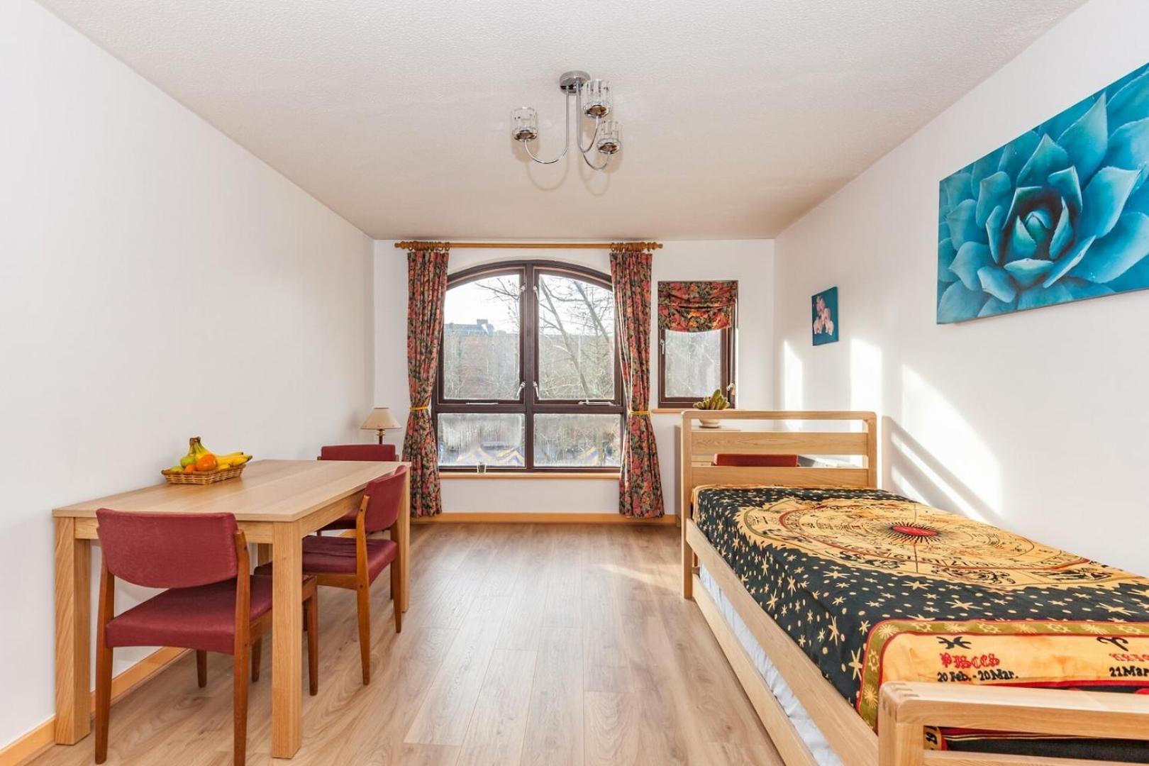 New Bright And Sunny Flat In Oxford City Centre מראה חיצוני תמונה
